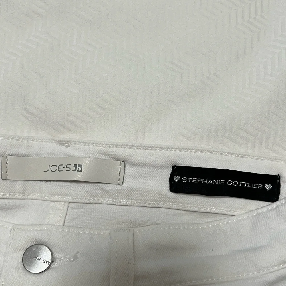 JOE’S The LARA Mid Rise Cigarette Ankle Jeans in Size 26 - Picture 11 of 11